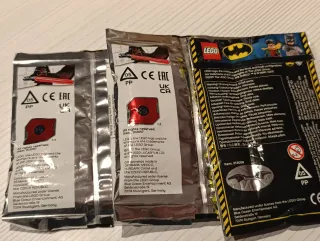 Lego Star Wars R2-D2 x2 y Batman 212008 sin abrir.