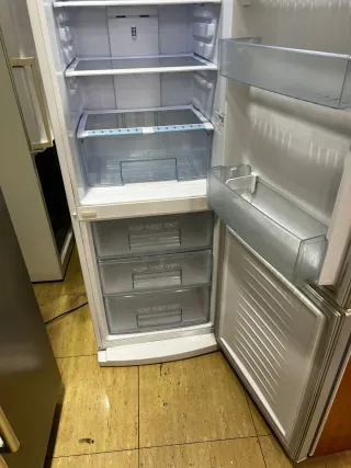 Nevera Daewoo Blanca