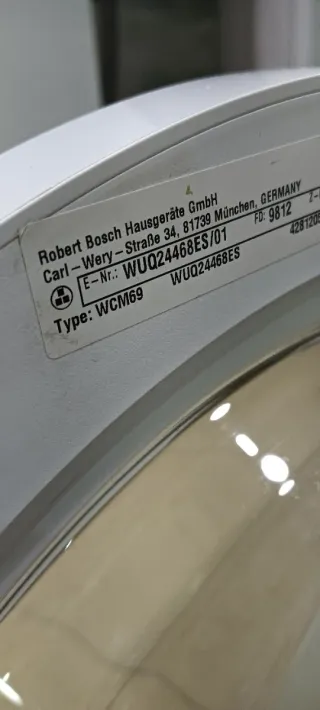 LAVADORA CARGA FRONTAL BOSCH 8 KG A+++