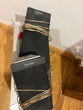 Altavoces Philips Negros