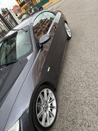 Bwm E93 325i 2008