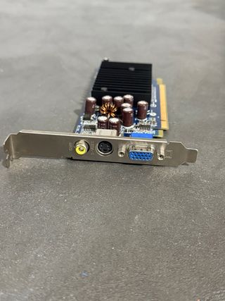 Placa Base ASUS con Tarjeta Gráfica, RAM