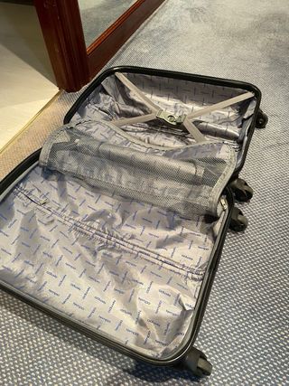 Maleta Tempo Negra 55x36x18 cm con Ruedas