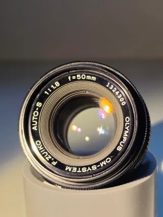 Objetivo Olympus F.Zuiko 50mm f/1.8 OM