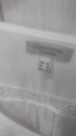 Camisa blanca Cortefiel encaje