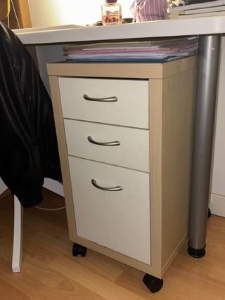 Mueble archivador con ruedas + silla escritorio