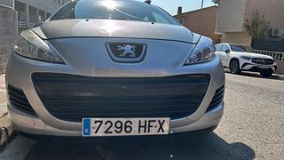 Peugeot 207SW 2011