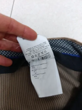 Pantalón de pinzas marrón