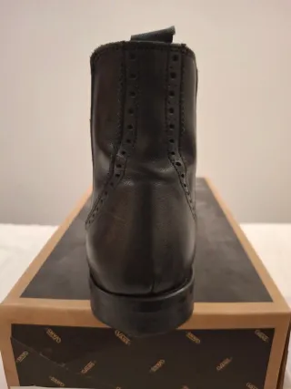 Botines de Piel Negros