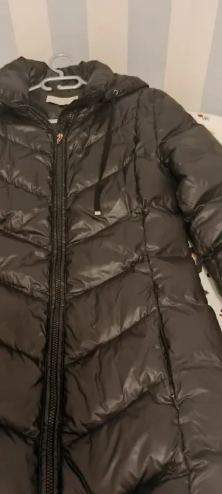 Abrigo de plumas ESCADA Negro