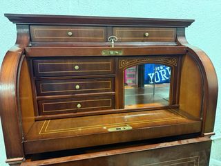 Escritorio Secreter con Persiana