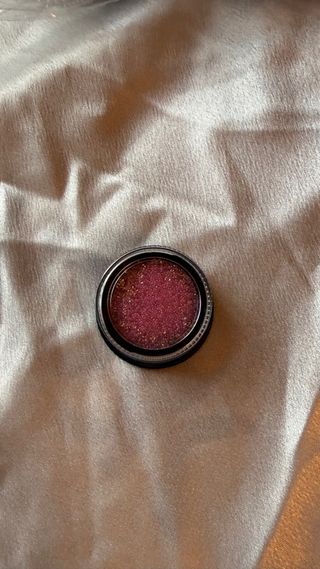 Perlas de caviar para uñas