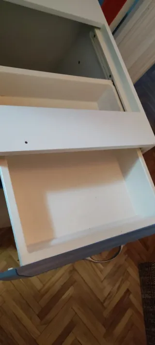 Mueble cocina patas beige y azul