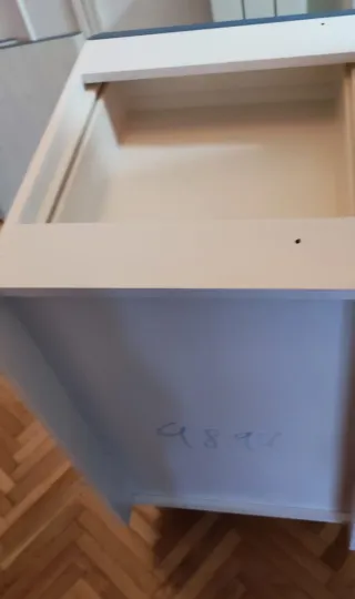 Mueble cocina patas beige y azul