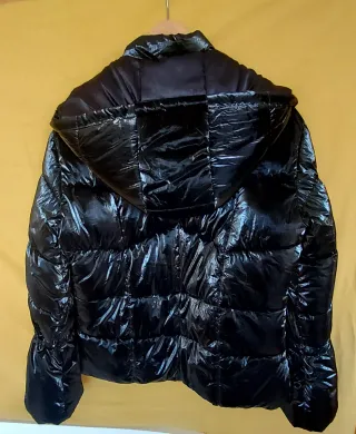 Chaqueta Guess Negra Impermeable Nueva