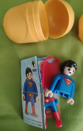 Playmobil DC Kinder Sorpresa Set