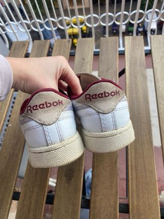 Zapatillas Reebok Blancas y Rojas