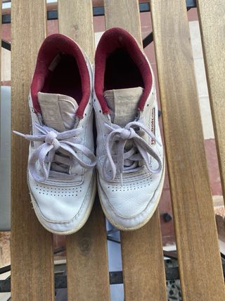 Zapatillas Reebok Blancas y Rojas