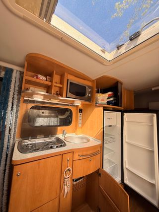 Caravana Sun Roller Adagio con Avance