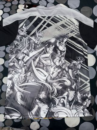 Camiseta Saint Seiya Talla L