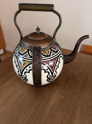 Tetera de Porcelana y Metal Multicolor