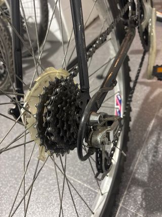 Bicicleta de montaña 26 LASER