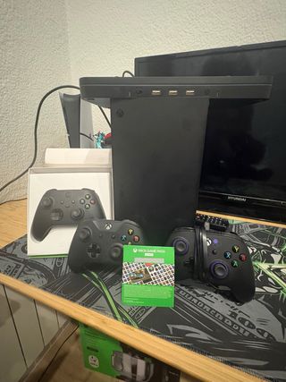 Xbox Series X 1TB Negra