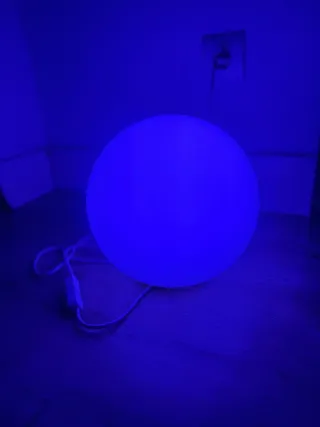 Lámpara esférica LED multicolor