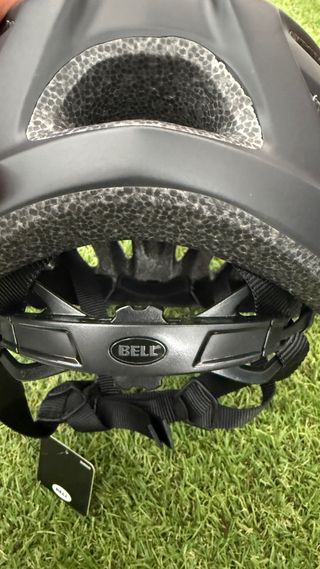 Casco Bell Tracker Talla M/L Negro - Nuevo