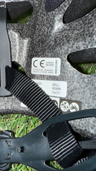 Casco Bell Tracker Talla M/L Negro - Nuevo