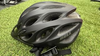 Casco Bell Tracker Talla M/L Negro - Nuevo