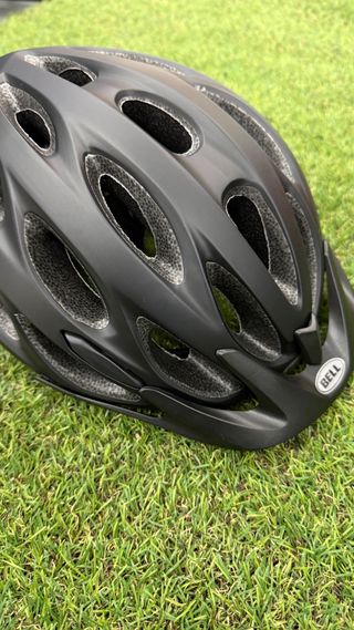 Casco Bell Tracker Talla M/L Negro - Nuevo