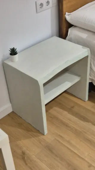 Comodini, microcemento. Colore Salvia.