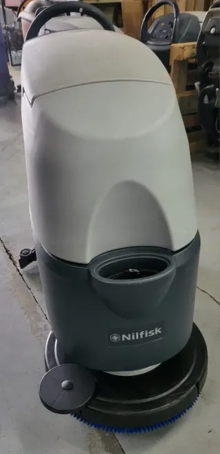 Fregadora Nilfisk SC530 Go Line usada