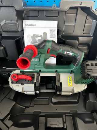 Parkside Sierra de cinta recargable 20V