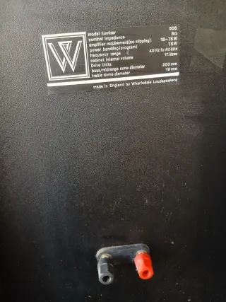 Altavoces Wharfedale 506 Negros