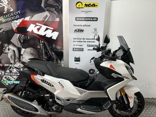 Peugeot XP 400 GT Maxi Scooter