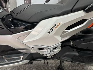 Peugeot XP 400 GT Maxi Scooter