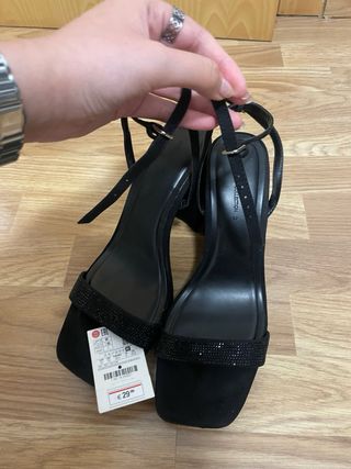 Zapatos tacón Pull&Bear negros talla 41