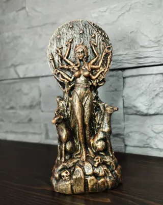 Statua Dea Madre Ecate