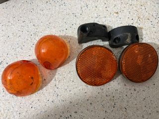 Tulipas y reflectantes traseros Aprilia sonic 50