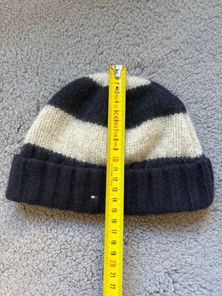 Gorro Tommy Hilfiger rayas azul y gris