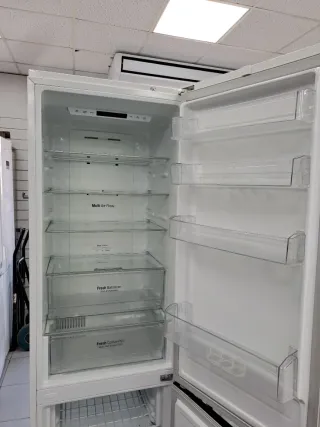 ◇Nevera marca Lg combi◇