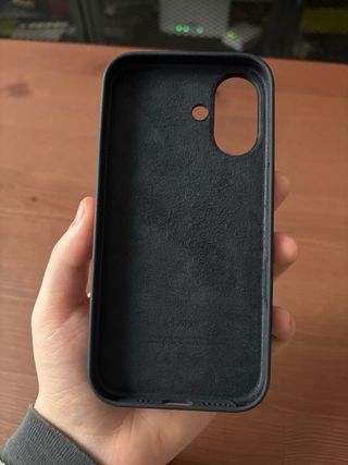 Funda Original Apple Negra iPhone 16
