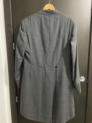 Chaqué Hombre Gris COMO NUEVO