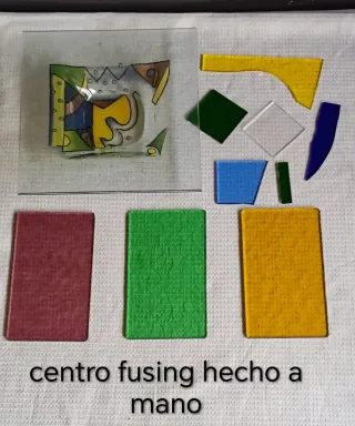 Centro Fusing Hecho a Mano + 3 Cristales