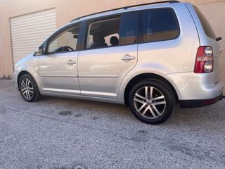 Volkswagen Touran 2008 - 1.9 -