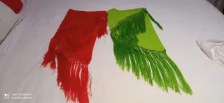 3 Mantoncillos flamencos verdes y rojos