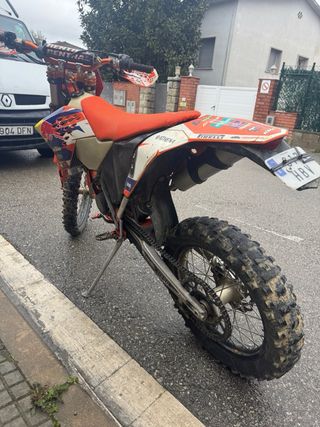 KTM 125 EXC 2011  Carnet B1