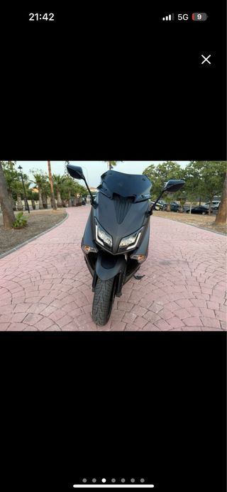 Yamaha Tmax 530 Maxi Scooter Negra